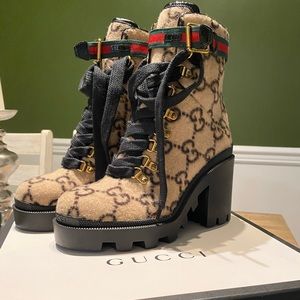 Gucci Beige Wool GG Boots